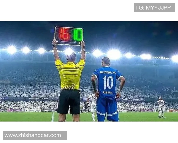 内马尔重返赛场引发热议球迷期待他的精彩表现与未来发展